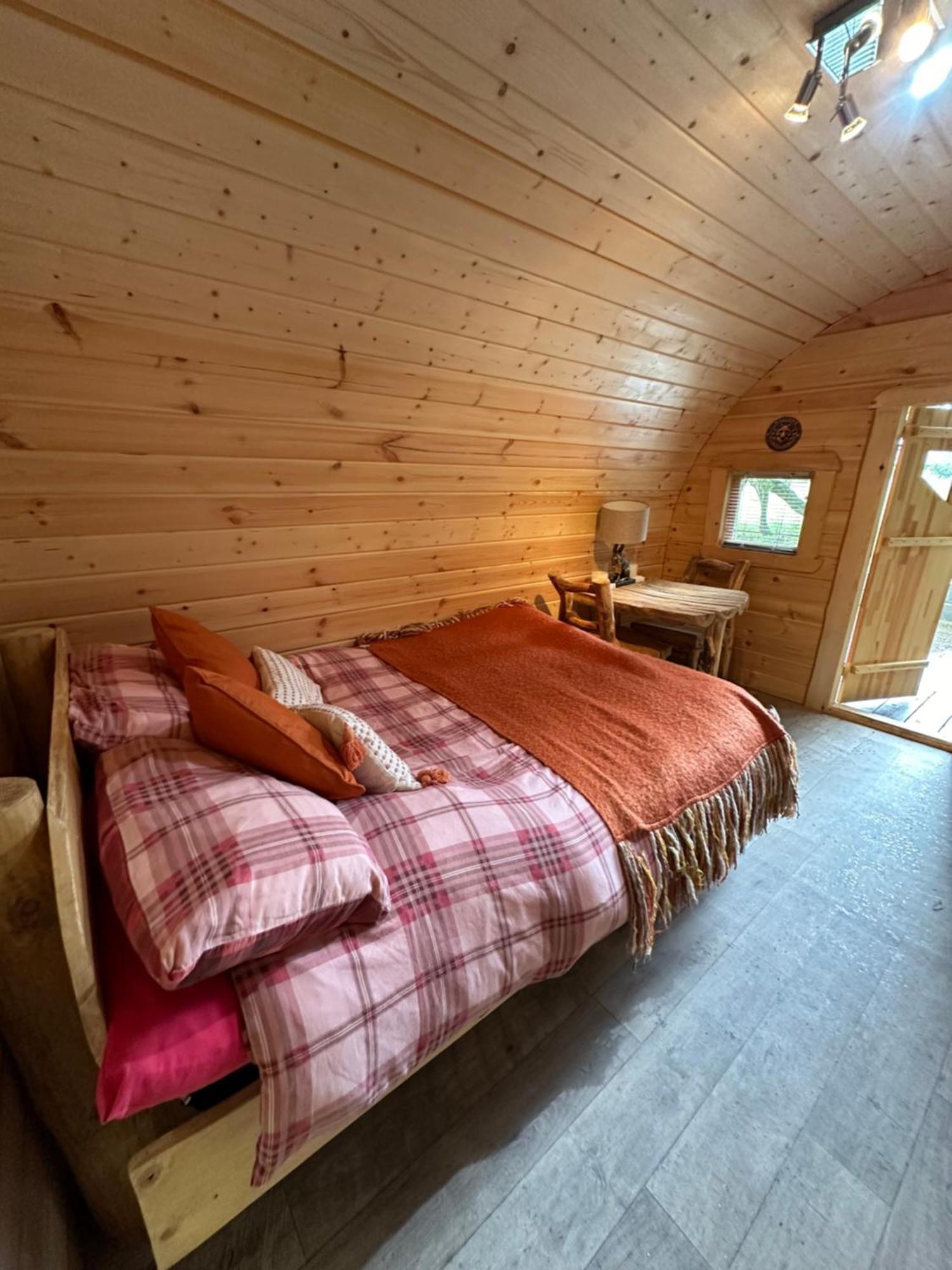 Glamping Life Retreat Apartment Nantmel Exterior photo