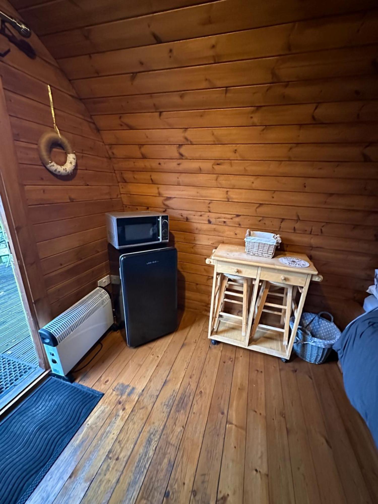 Glamping Life Retreat Apartment Nantmel Exterior photo