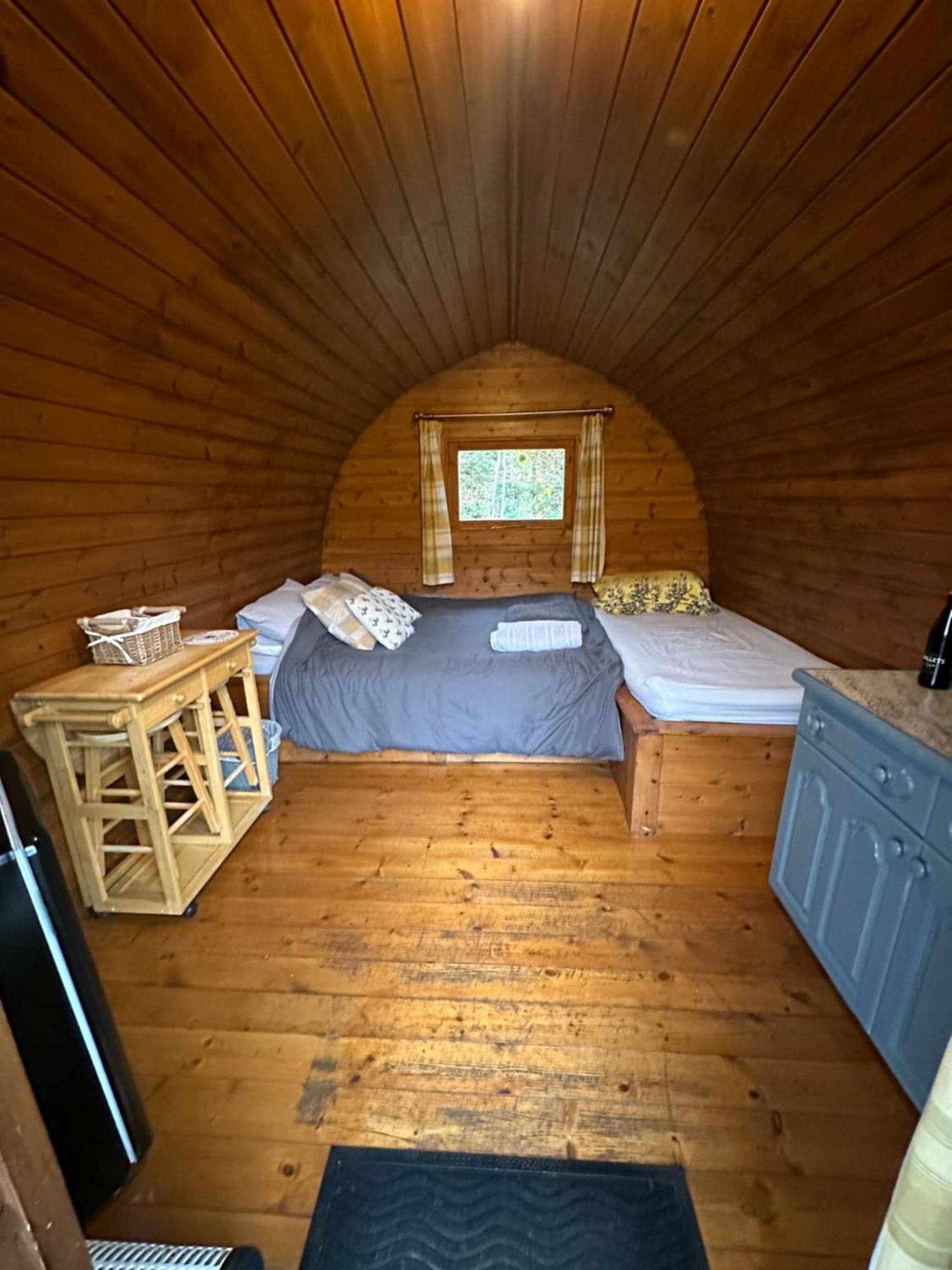 Glamping Life Retreat Apartment Nantmel Exterior photo